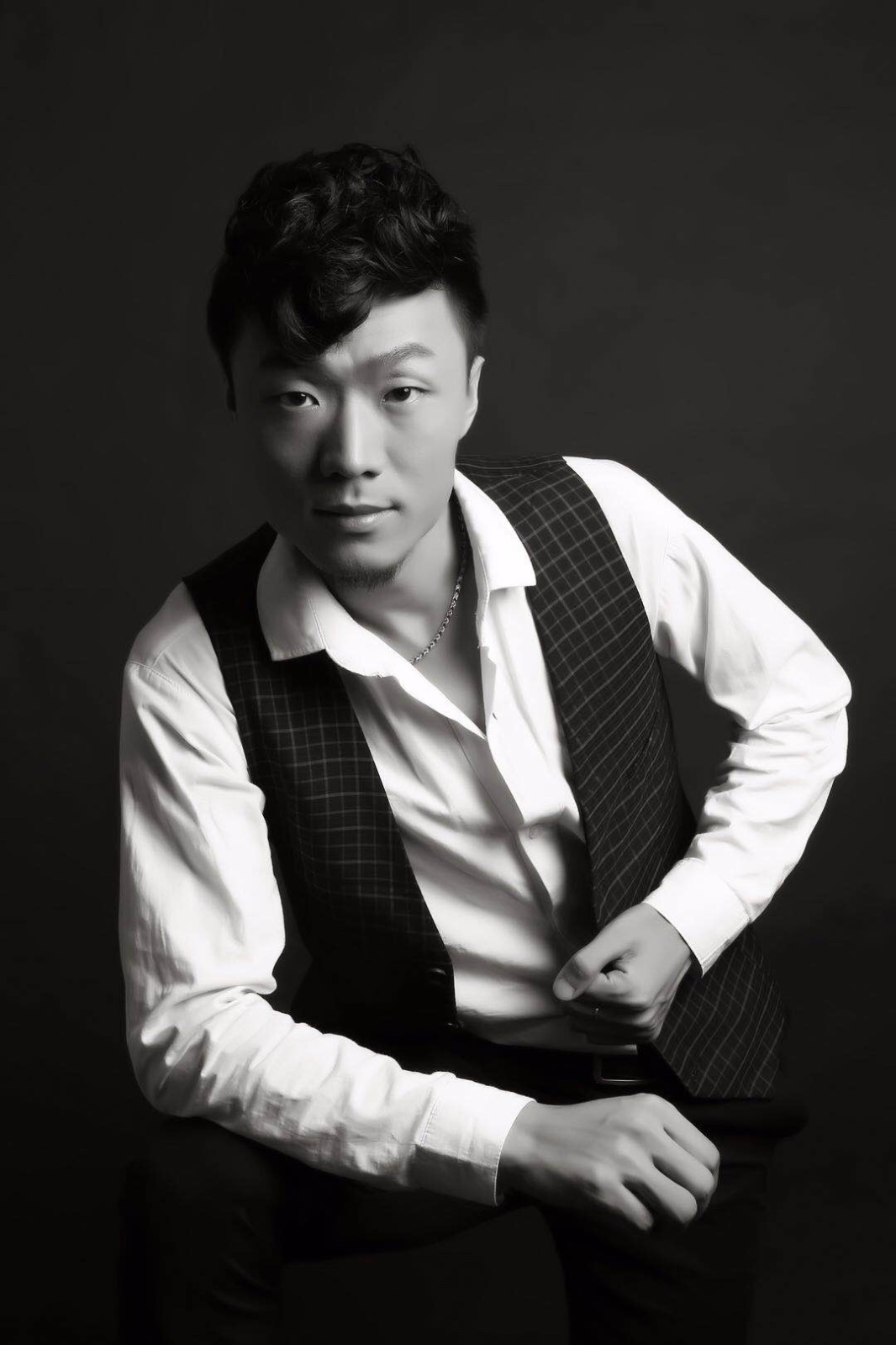 李旭东